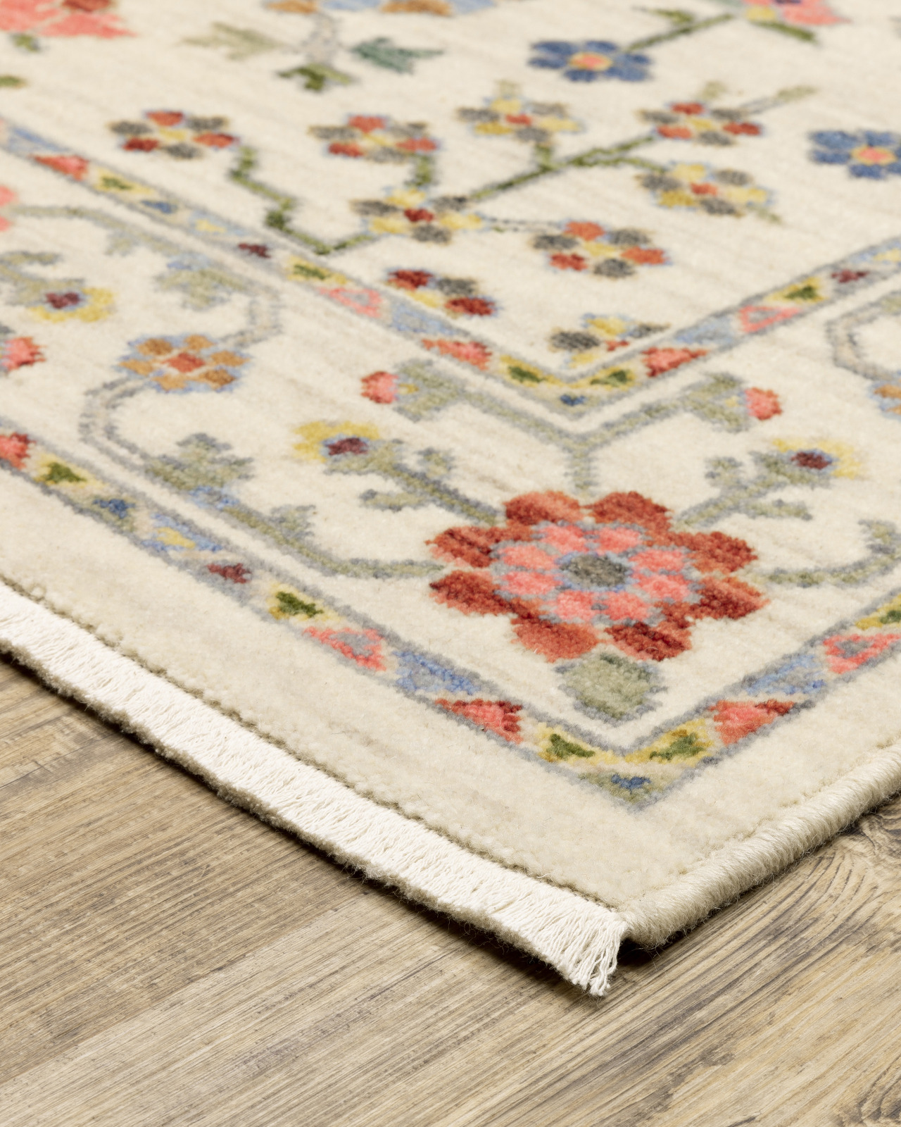 Oriental Weavers Lucca 93w Ivory/Multi Area Rug