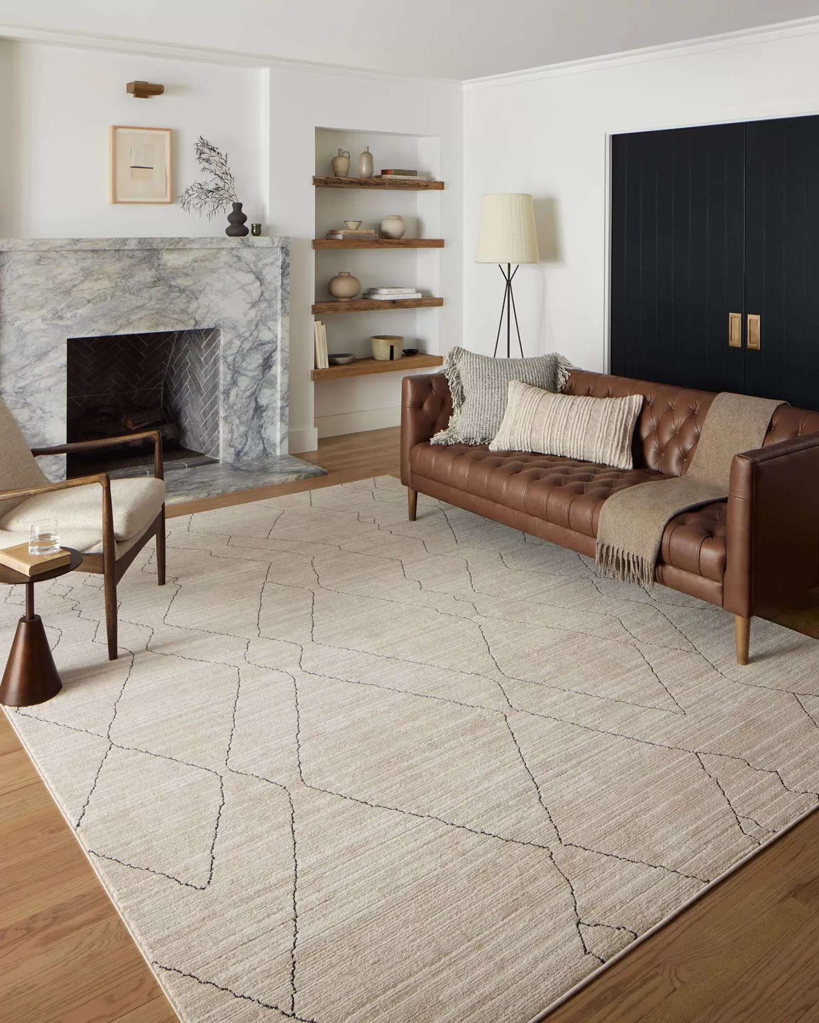 Loloi Darby DAR-03 Sand/Charcoal Area Rug | Carpet Exchange