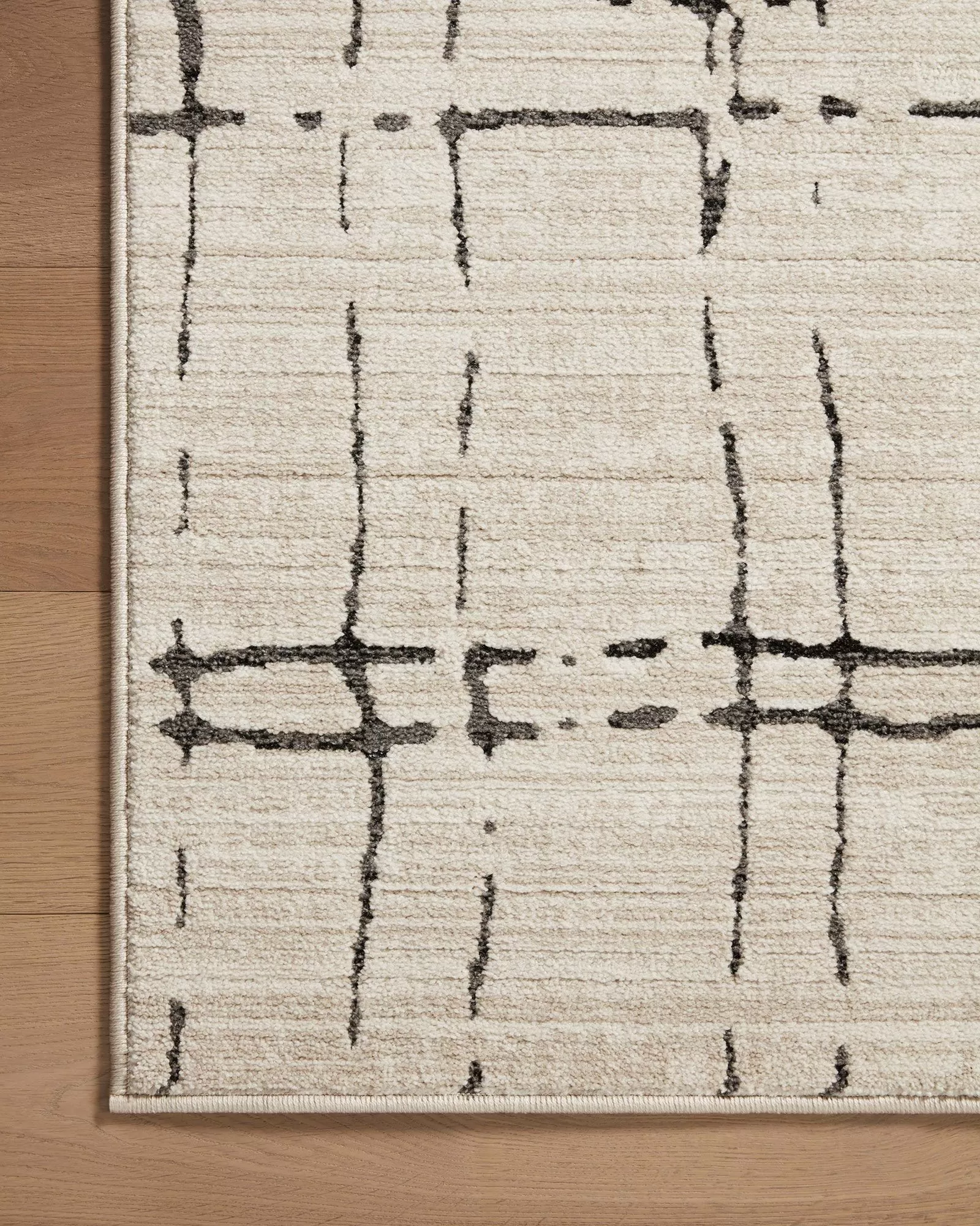 Loloi Darby DAR-06 Sand/Dark Gray Grey Rug | Carpet Exchange