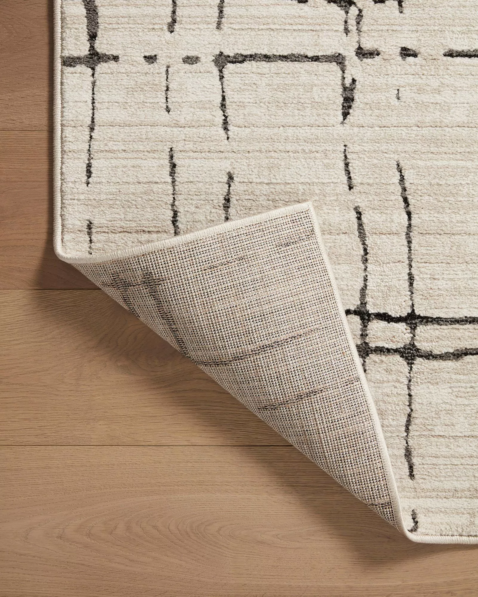 Loloi Darby DAR-06 Sand/Dark Gray Grey Rug | Carpet Exchange