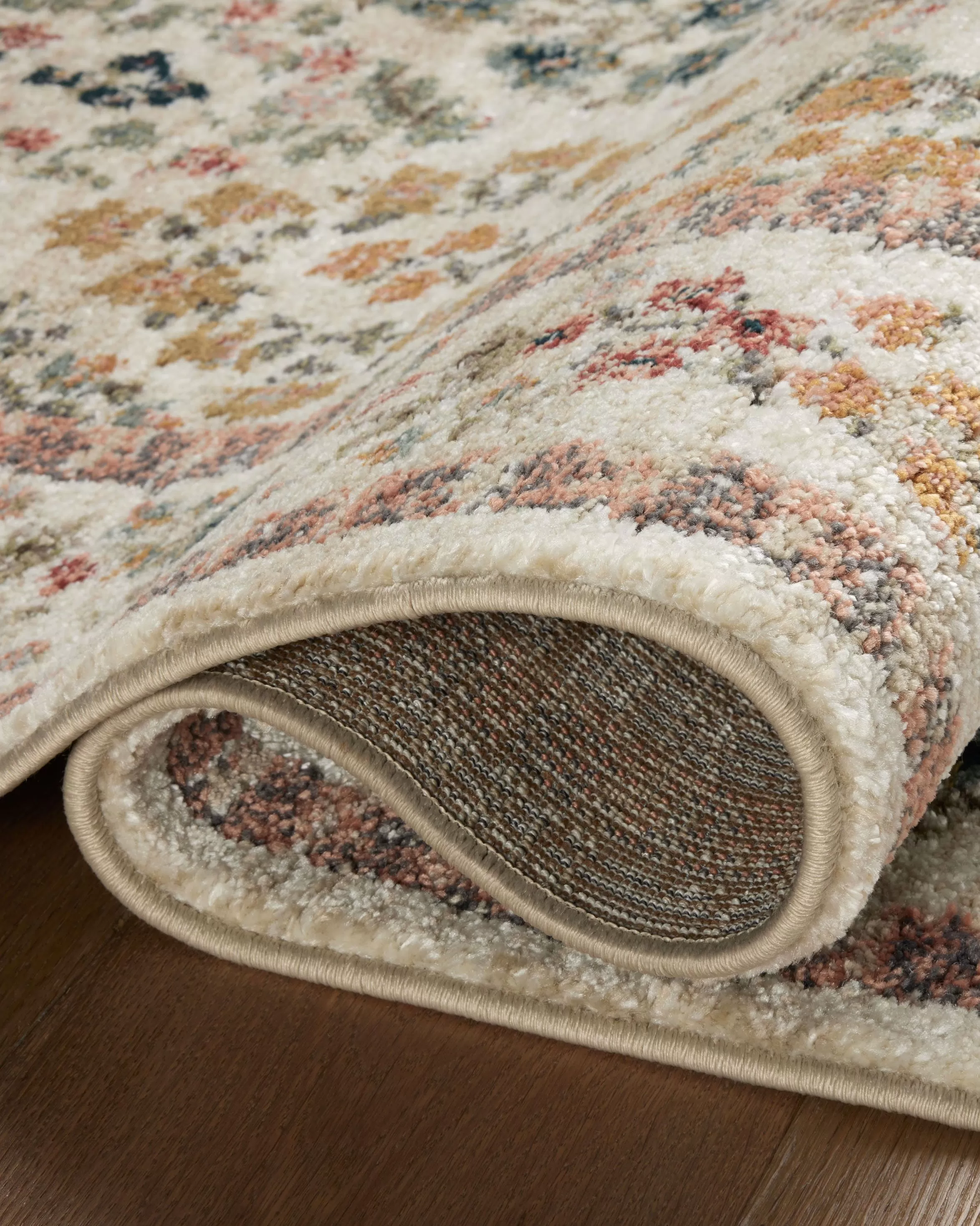 Loloi Laurel LAU-04 Cream Area Rug | Carpet Exchange