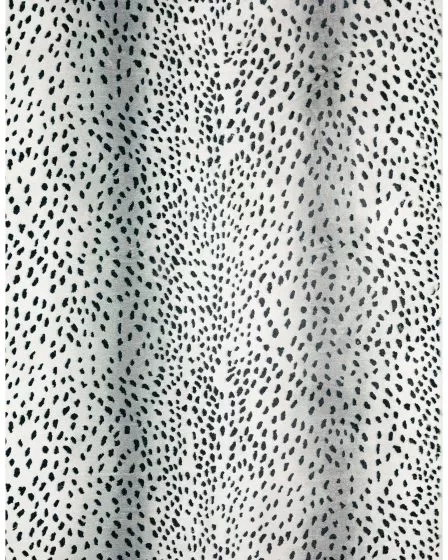 Akina AK3 Ivory Area Rug