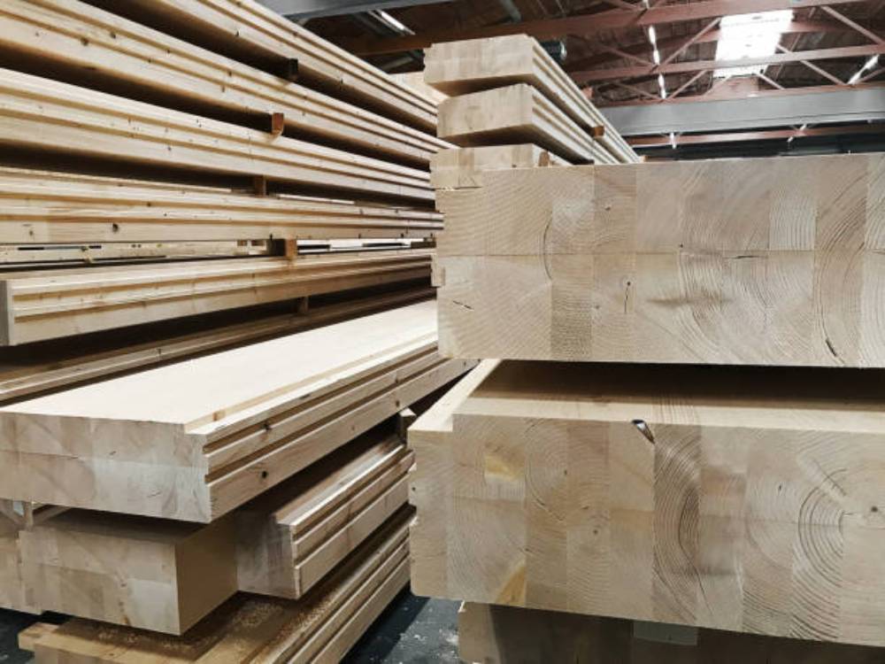 Engineered Hardwood: Modern Stability and Versatility