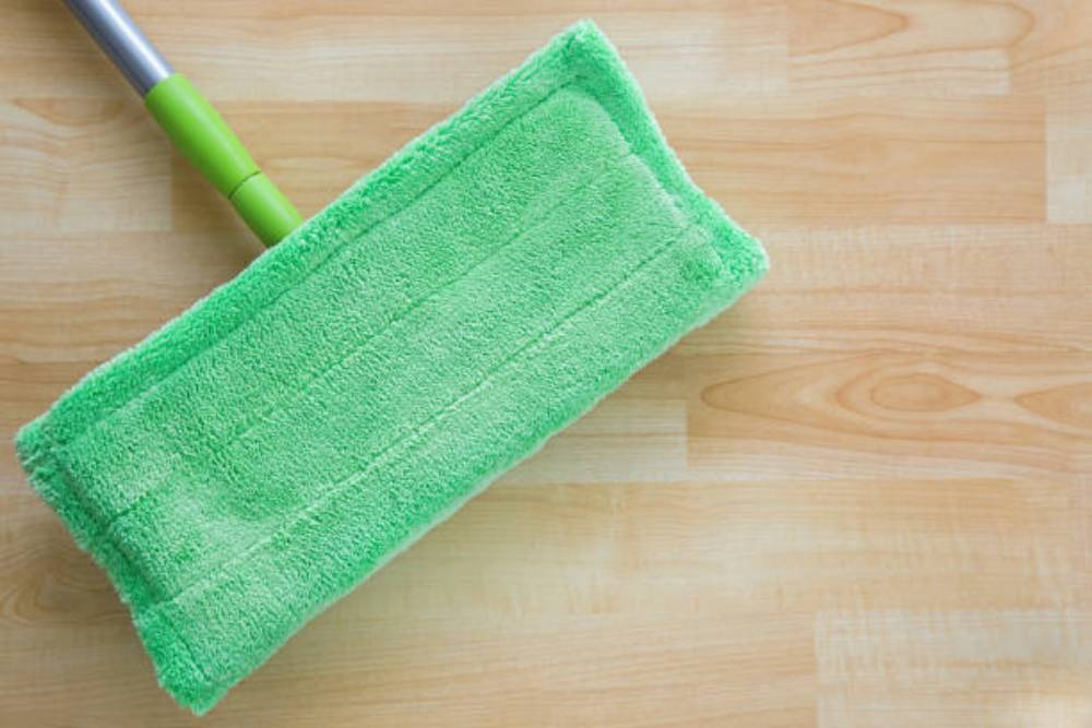 Weekly Damp Mopping