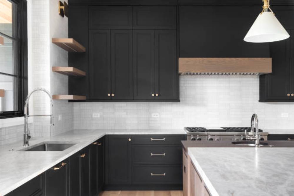 Guide to matching countertops with backsplashes