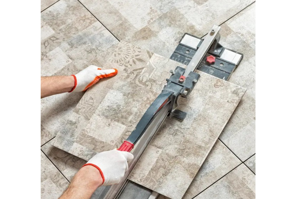 Installation - tile cutting and laying